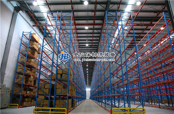 橫梁式貨架-14